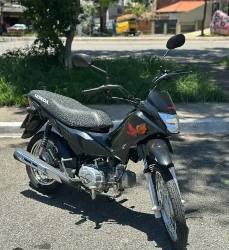 Honda pop seminova 3 mil km