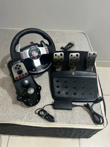 Volante Logitech G27 Completo (Volante + Pedais + Câmbio H)