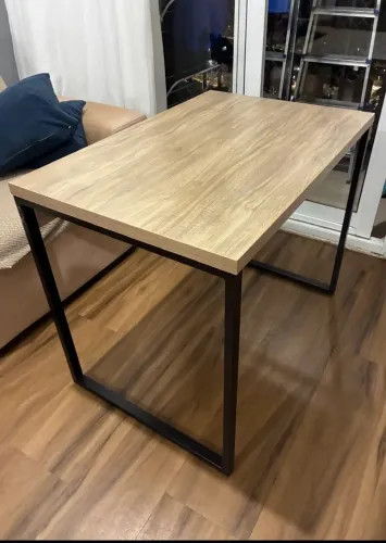 Mesa de escritório - novinha!