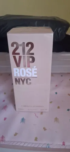 Perfume 212