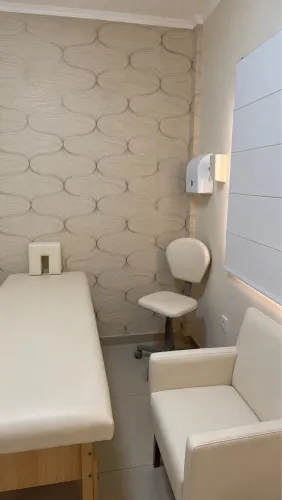  ALUGA-SE SALA DE ESTÉTICA PRONTA PARA ATENDIMENTO Próx Ribeirao Shopping 