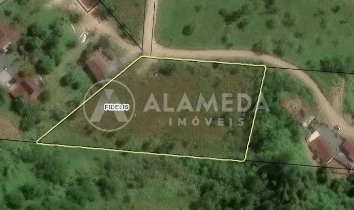TERRENO AMPLO À VENDA NO BAIRRO FIDÉLIS!