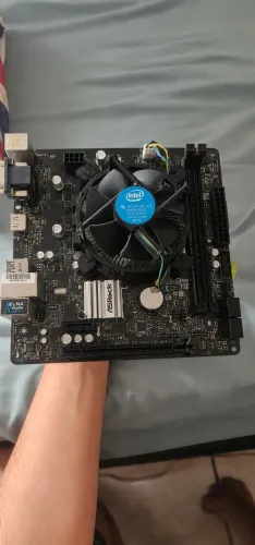 KIT H310CM-HG4 + i3 9100F + Cooler Intel Original 