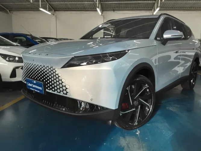 Omoda E5 Elétrico (61,1 KW) 2026