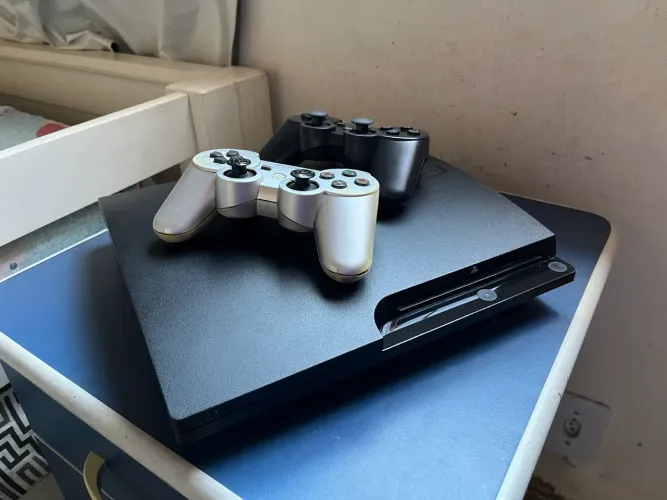 PLAYSTATION 3 SLIM DESBLOQUEADO