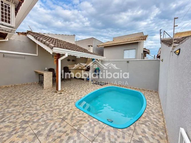 Casa térrea com piscina à venda no bairro Nova Atibaia Atibaia/SP