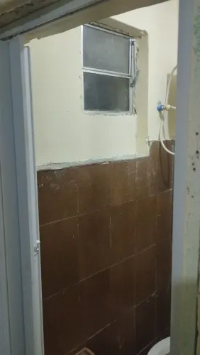 Casa de 2 cômodos para alugar no jardim vazame
