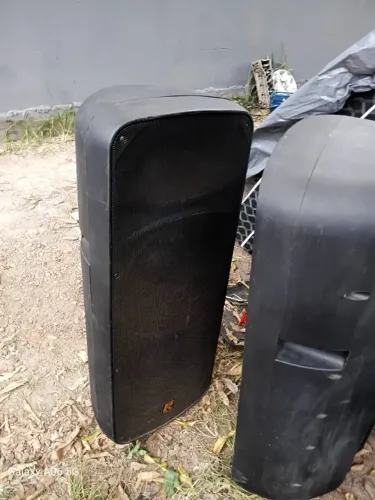 Par Side Estaner SR615A 600W Rms