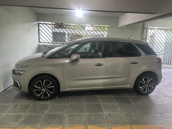 Citroen C4 Picasso Intensive 1.6 Turbo 16V Aut. 2017