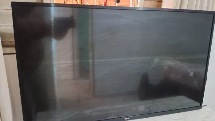 SMARTTV para retirar peças 