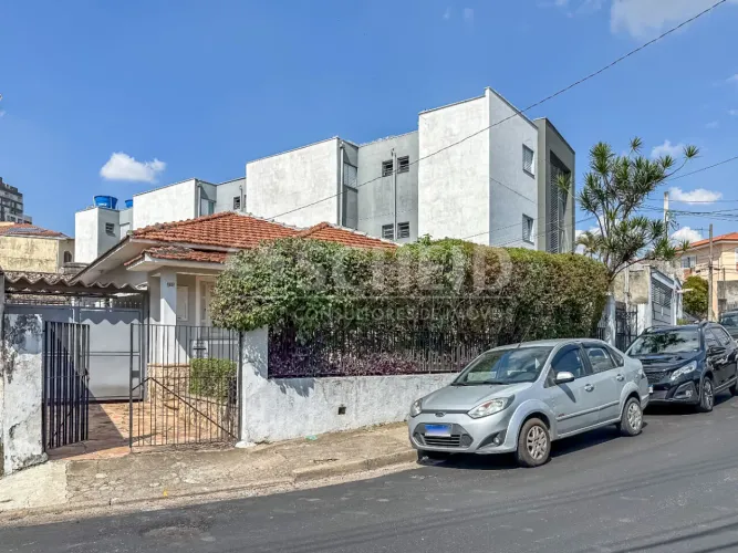 Casa tipo para venda com 6 quartos, 298m²