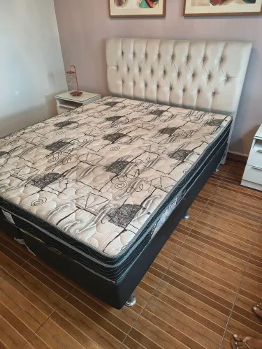 Cama Box Tamanho Queen com Cabeceira