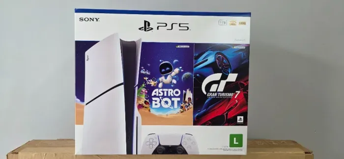 Console PS5 Playstation 5 Slim Disco - com Astro Bot E Gran Turismo 7
