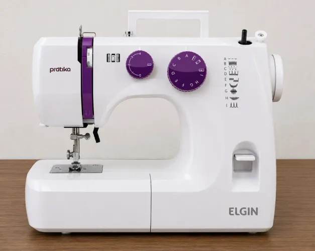 Maquina de Costura Elgin Pratika