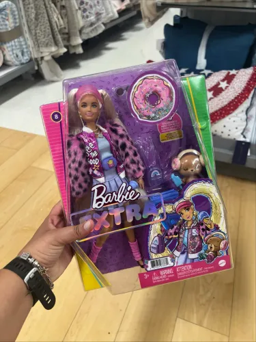 Barbie extra n8