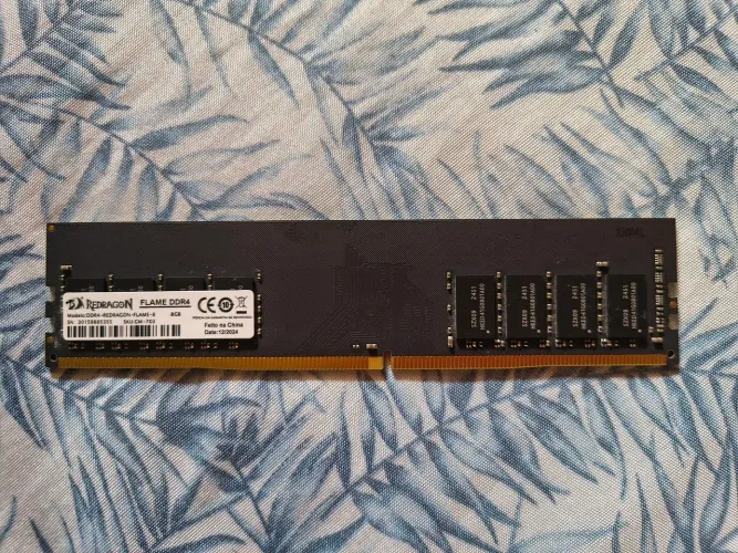 Memória RAM Redragon Flame 3200mhz (DDR4)
