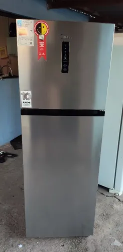 Geladeira Mídea INOX Frost Free com painel digital SEMI NOVA