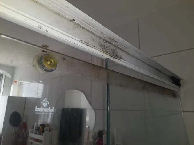 Box banheiro R$100,00 Aparir