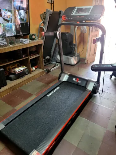 Esteira semi profissional up fitness