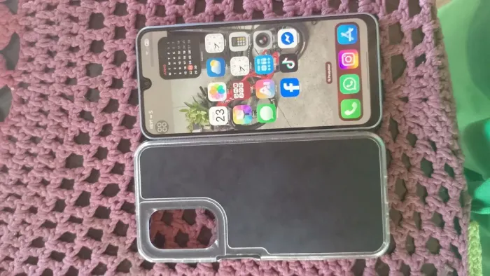 Celular sansugue s24 com um mês de uso