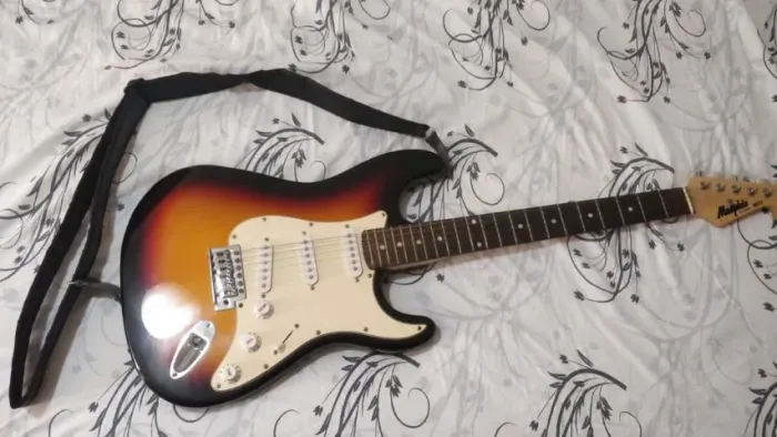 Guitarra Memphis by Tagima MG22