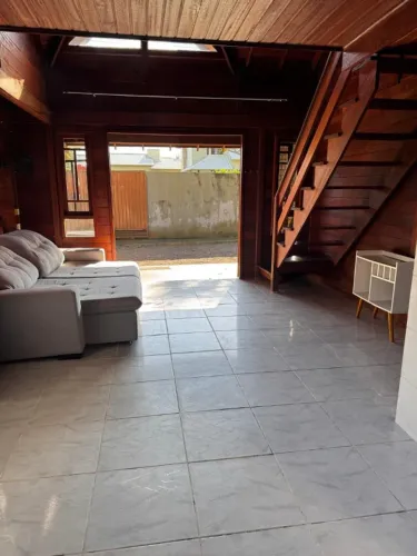 LINDA CASA PARA LOCAÇÃO