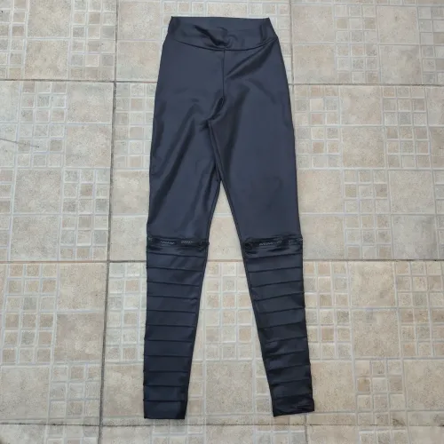 Kit juvenil veste até PP 3 blusas e uma legin