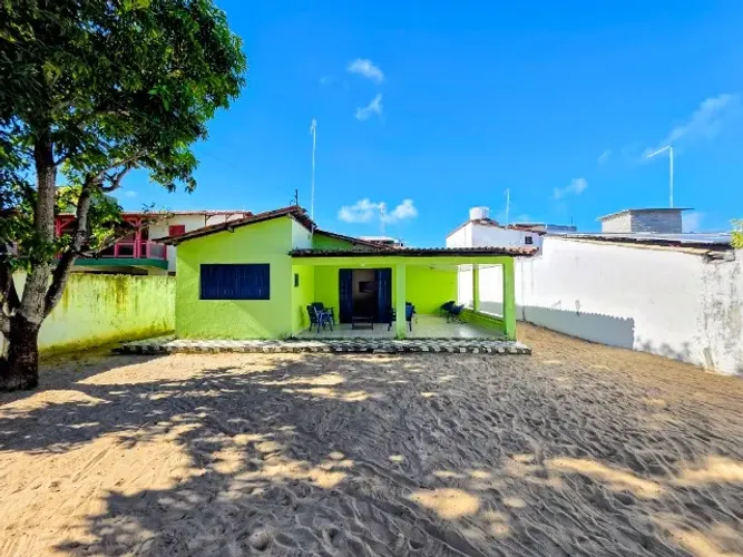 Casa com 4 Quartos no Centro da Vila de Porto de Galinhas e Perto das Piscinas Naturais