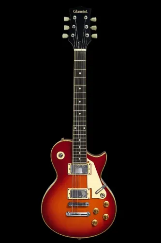 vendo guitarra giannini modelo less paul,usada ,em bom estado de conservação