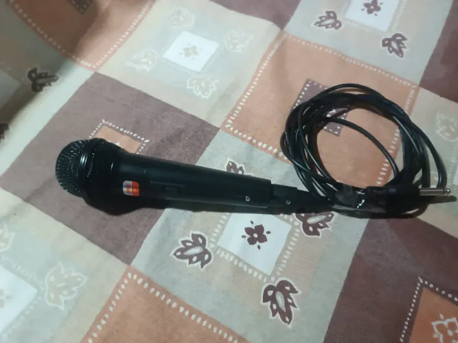 Microfone ? dinâmica sm58