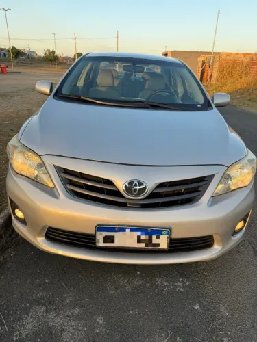 Toyota Corolla GLI 1.8 Flex 16V Mec. 2012