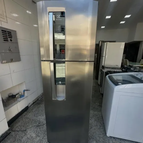 Geladeira Eletrolux Frost Free 381L