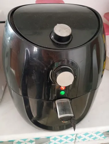 Vendo Airfryer funcionando perfeitamente