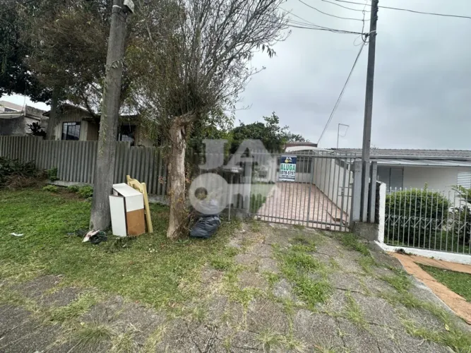 Casa Residencial com 3 quartos para alugar por R$ 2850.00, 120.00 m2 - CAPAO RASO - CURITI