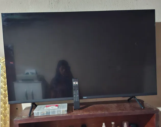   TV Philips 50 Polegadas - 1 Ano de Uso | Para Peças / Técnicos / Conserto