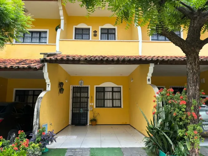 Casa em condomínio 81m² - 2 quartos 2 vagas Barra do Ceará / Conjunto Polar