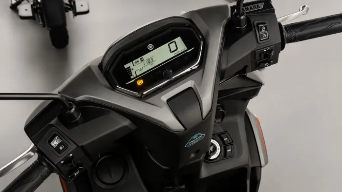 YAMAHA FLUO 125 CONNECTED