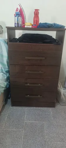 Cômoda 4 gavetas