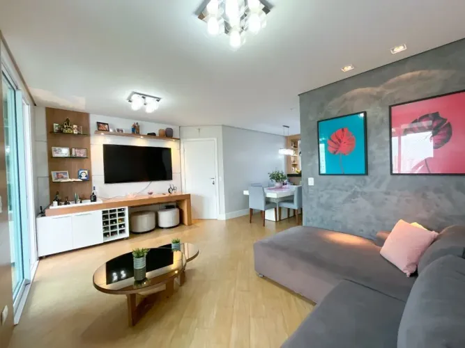 Apartamento para venda em Vila Romero com 3 quartos, sendo 1 suíte, 94m²
