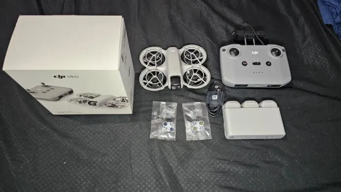 DJI Neo Combo Fly More C/ Controle