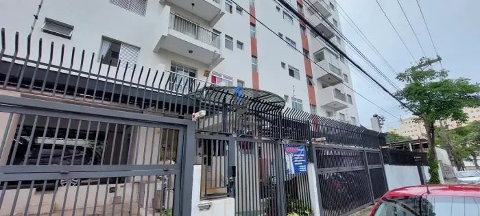 Apartamento 78m², 3 dormitórios, 1 vaga coberta "demarcada"