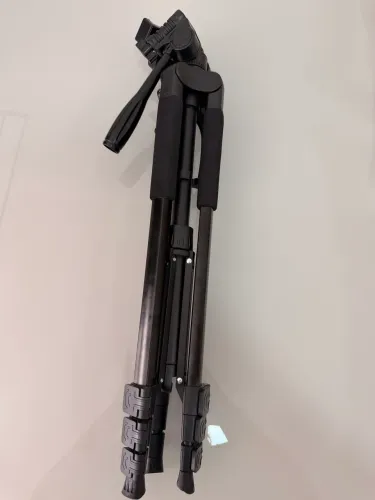 VENDO TRIPÉ PROFISSIONAL