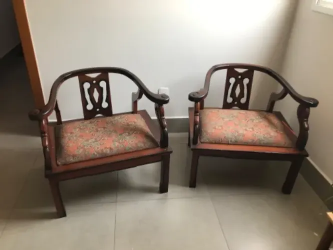 cadeiras de madeira vintage