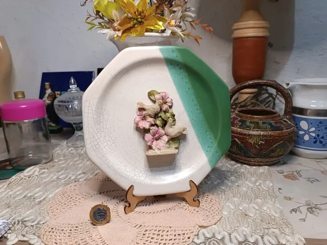 Prato decorativo em upcycling