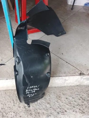 Para Barro dianteiro direito Chevrolet Corsa Montana 2002 / 2009