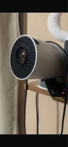 Vendo projetor novo.