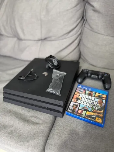 PS4 PRO 1TERA DESBLOQUEADO