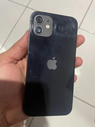 iPhone 12 preto