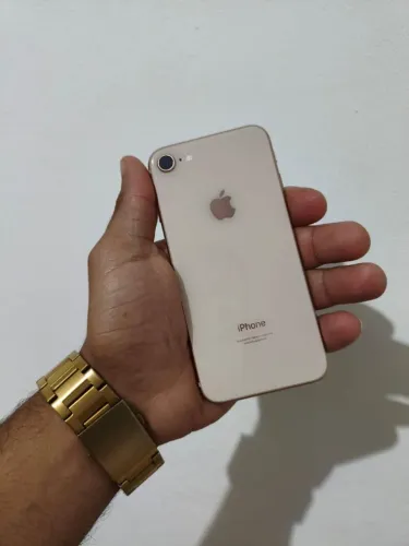 Iphone 8 semi-novo 