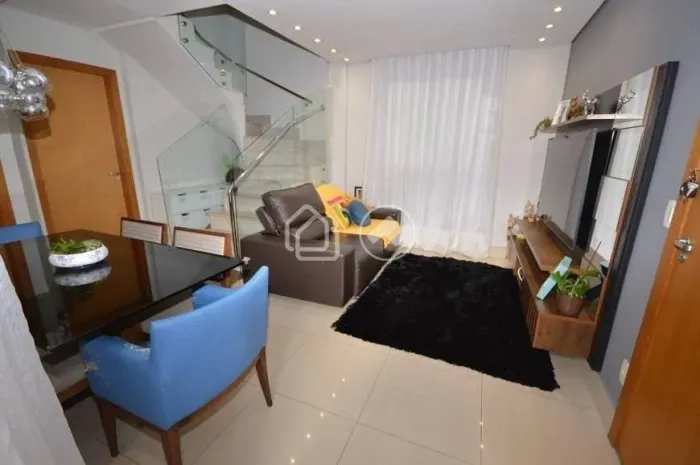 Cobertura com 2 Quartos e 3 banheiros à Venda, 117 m²